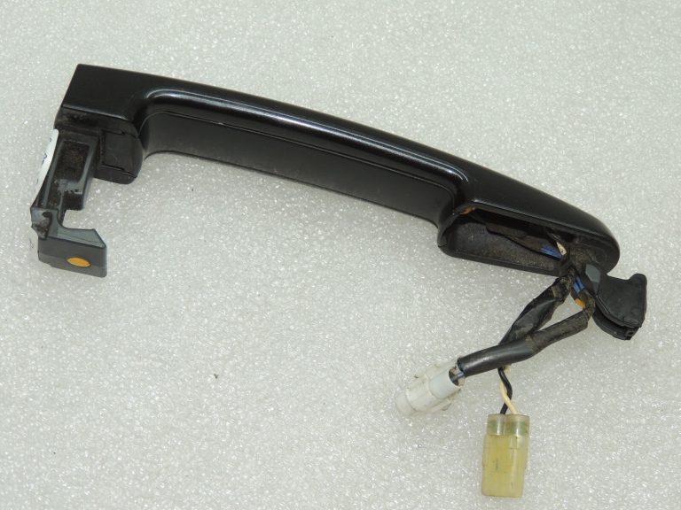 Suzuki SX4 ārdurvju rokturis priekšējais bezatslēgas melns 82810-63811-ZCE