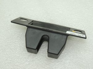 Opel Insignia B Обшивка замка задней двери 13344297
