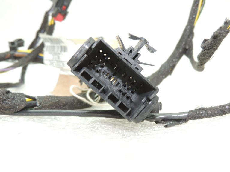 OEM Opel Insignia B aizmugurējo durvju elektroinstalācijas instalācija 39195628