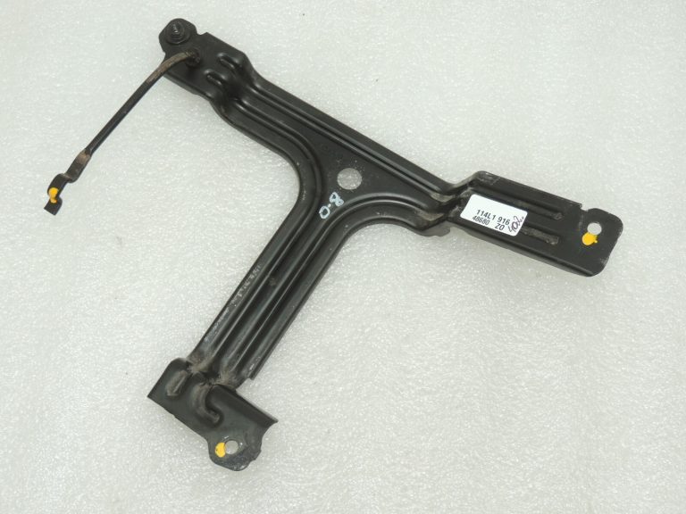 OEM Opel Insignia B akumulatora turētājs 84213684