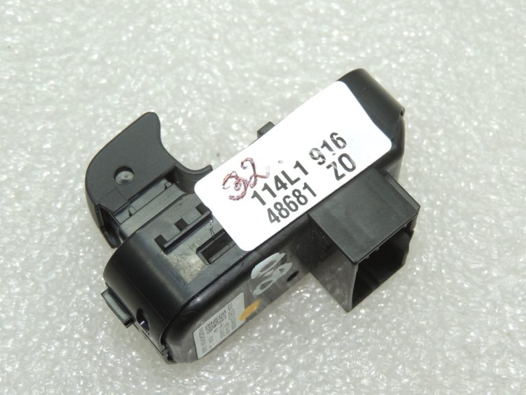 Opel Insignia B Logu regulatora slēdzis aizmugurējais labais YR004052YX
