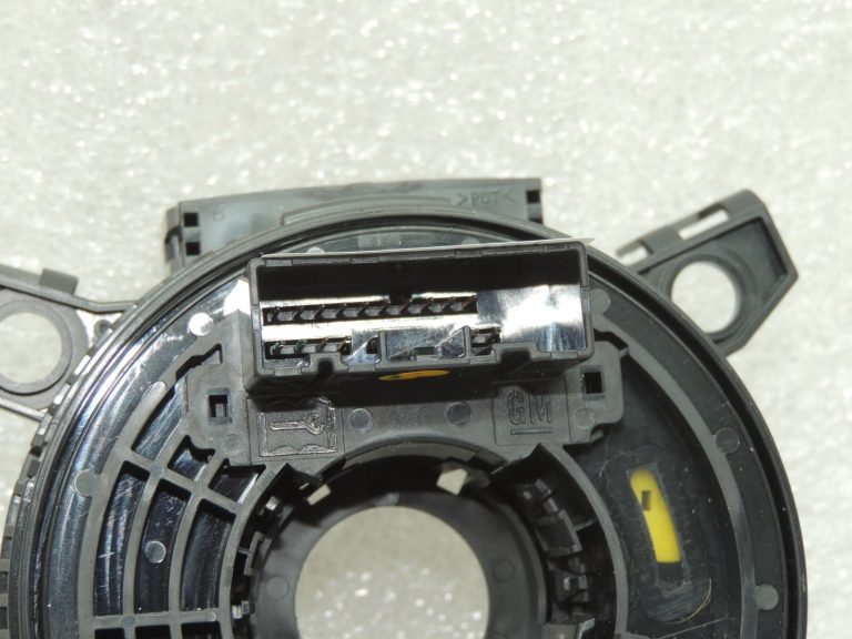 Opel Insignia B slīdošā gredzena uztīšanas atspere 39136242