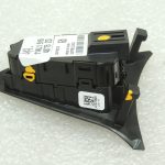 Opel Insignia B stūres rata daudzfunkciju slēdža pogas 13470315