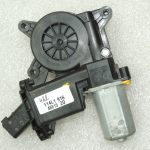 Opel Insignia B Logu regulatora motors aizmugurējā labajā pusē 39176512