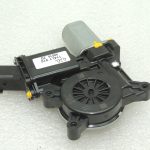 Opel Insignia B Logu regulatora motors priekšējā labajā pusē 39176504