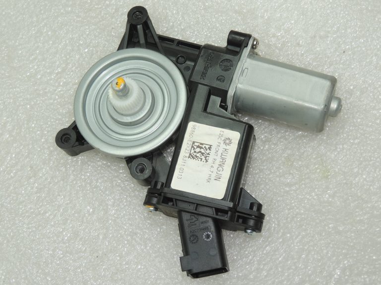 Opel Insignia B Logu regulatora motors priekšējā labajā pusē 39176504
