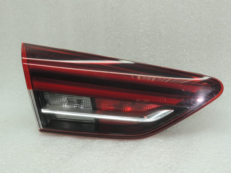 Opel Insignia B aizmugurējais lukturis kreisajā pusē 39148320