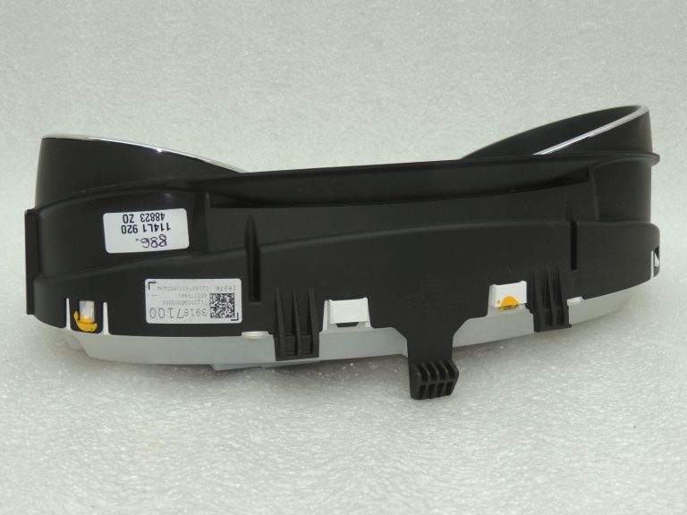 Opel Insignia B 1.5i spidometra mērinstrumentu komplekts YR00253380