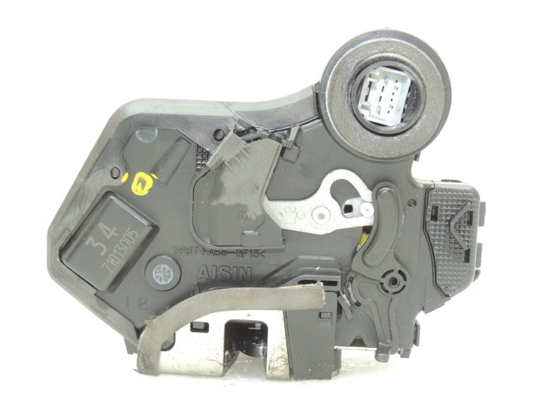Suzuki Grand Vitara Aizmugures kreiso durvju slēdzene 8235065J11