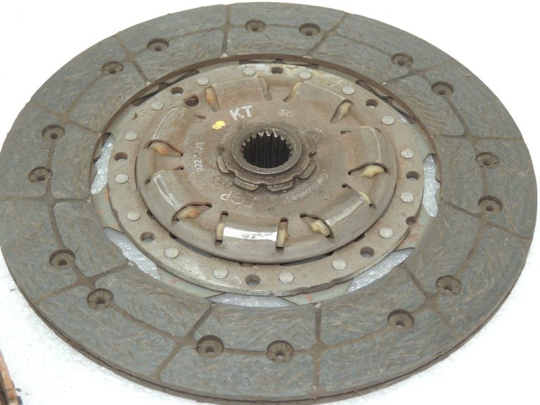 OEM Fiat Sedici 1.9D spararats ar sajūgu 55354215, 55202375