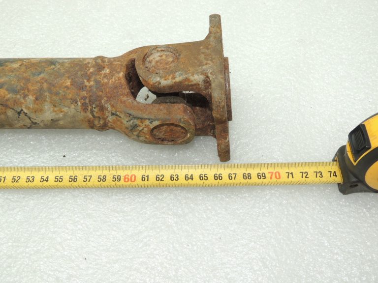 OEM Suzuki Jimy 1.3i aizmugurējās ass kardāna vārpsta 2710384A00