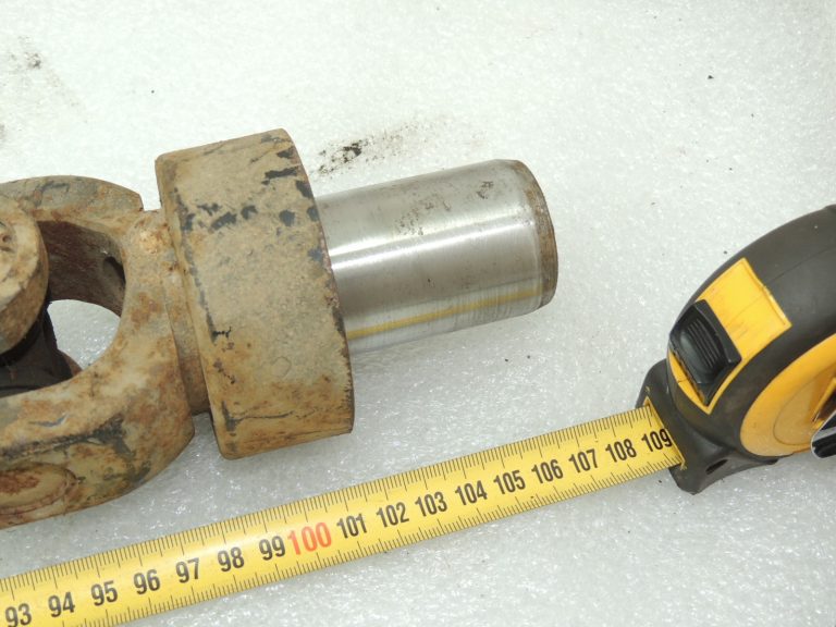 OEM Suzuki Grand Vitara III 1.9DDiS Kardāna vārpsta aizmugurējā ass 2710266J11