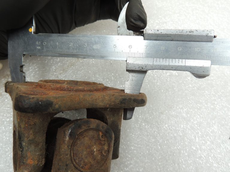 OEM Suzuki Grand Vitara II 2.5 benzīns Priekšējā piedziņas vārpsta 2710178EA1