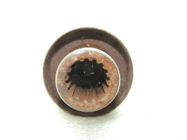 OEM Suzuki Grand Vitara II 2.0 benzīna aizmugurējās ass piedziņas vārpsta 2710265D00