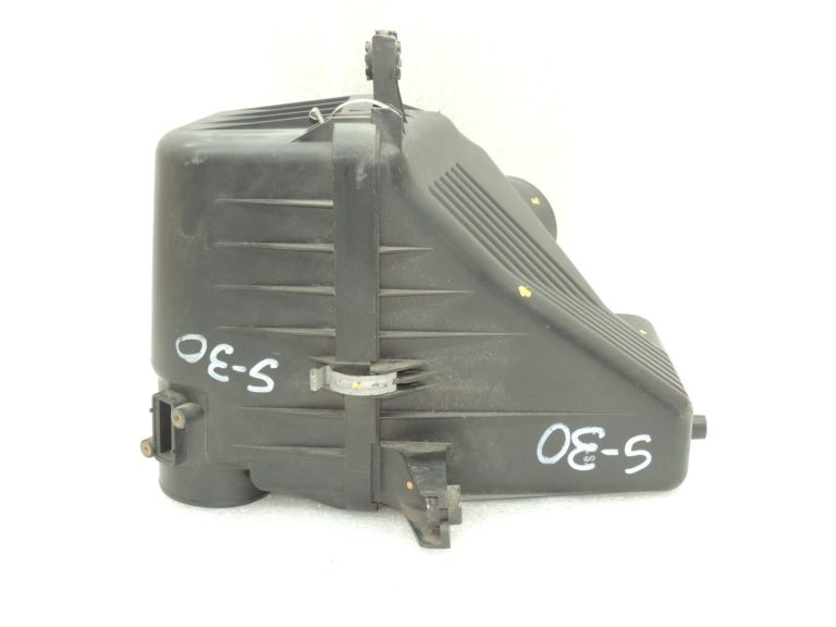 OEM Suzuki Grand Vitara III 2.0i gaisa filtra korpuss gaisa filtra kaste 1370066J00