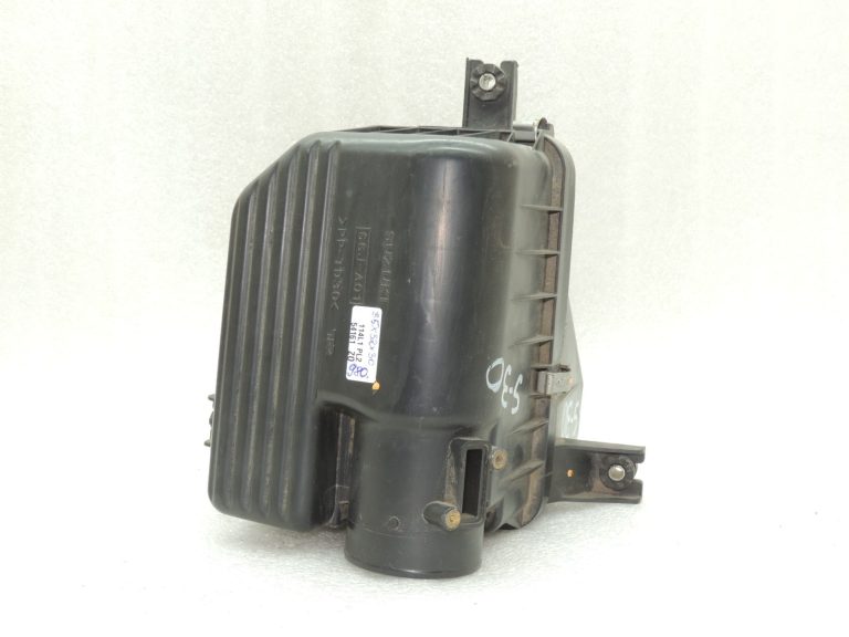 OEM Suzuki Grand Vitara III 2.0i gaisa filtra korpuss gaisa filtra kaste 1370066J00