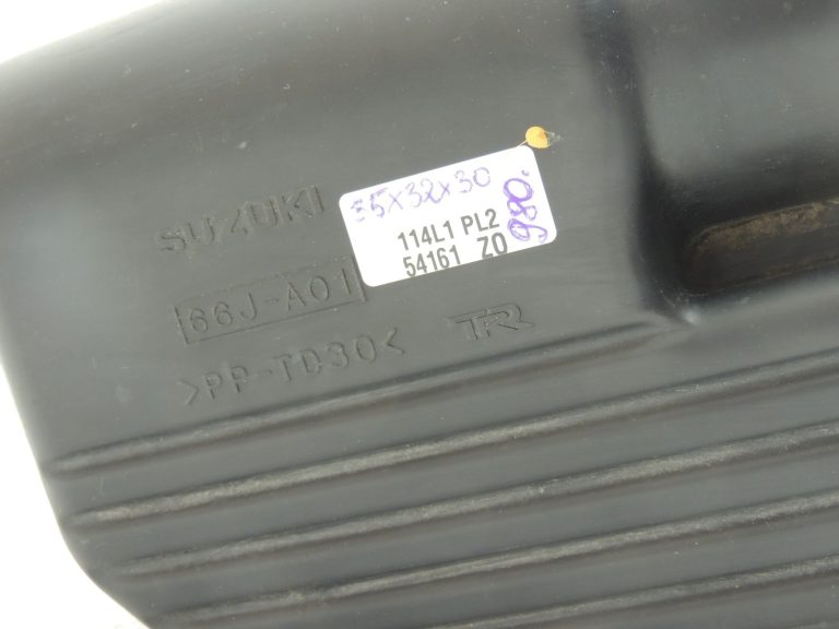 OEM Suzuki Grand Vitara III 2.0i gaisa filtra korpuss gaisa filtra kaste 1370066J00
