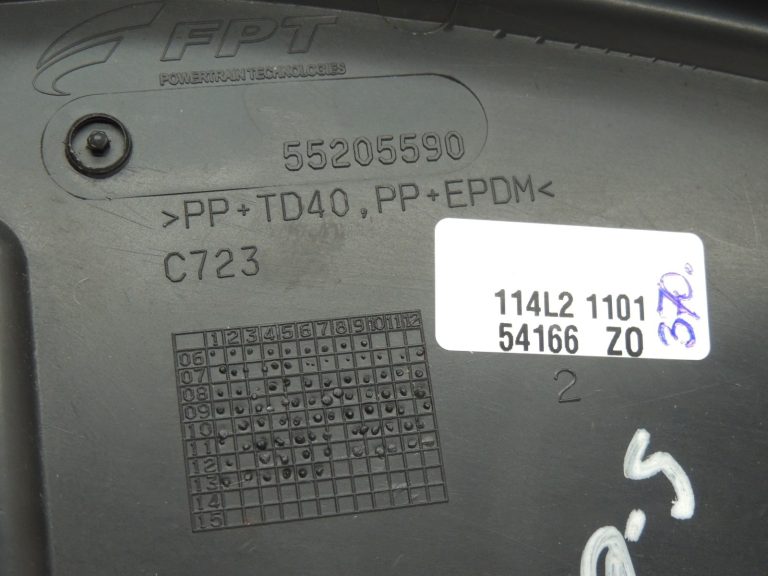 OEM Suzuki SX4 zobrata siksnas vāks 1138262M00
