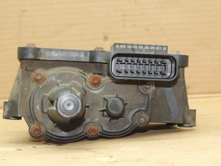 OEM Opel Meriva B 1.3 CDTi rokas bremzes vadības bloks 13582928