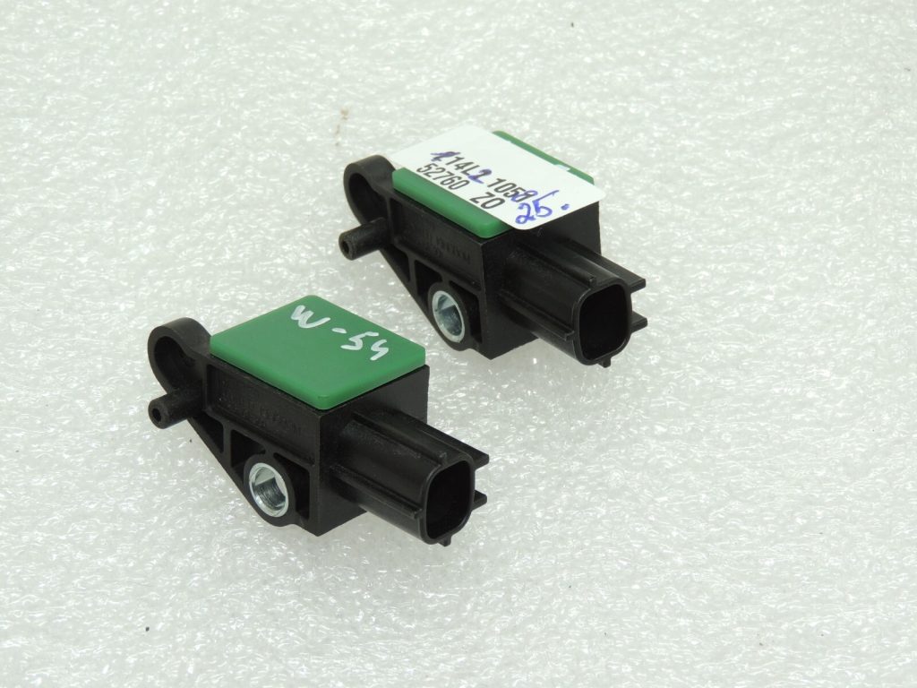 VW Tiguan 5N avārijas sensors drošības spilvena sensora spiediena sensora komplekts 5N0959351B