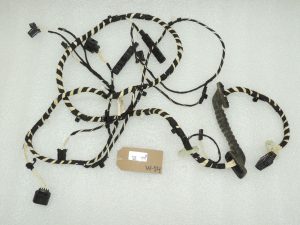 VW Tiguan 5N жгут проводов задней двери жгут проводов 5N0971147A