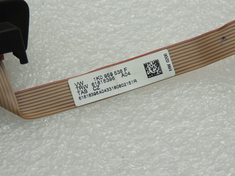 Oriģināls VW Tiguan 5N daudzfunkcionālais stūres vadības slēdzis 1K0959537J