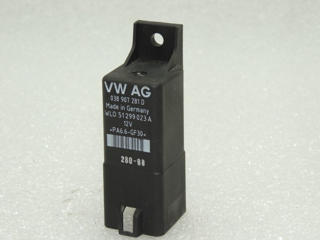 Oriģinālais VW Tiguan 5N kvēlspuldzes vadības bloka releja 038907281D