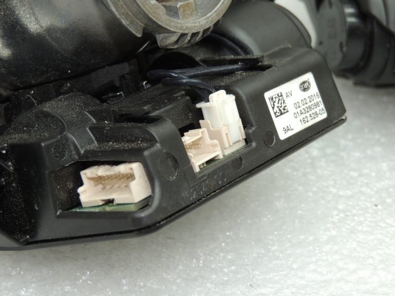 Oriģināls VW Tiguan 5N priekšējo lukturu remonta komplekts 5N1941039R, 5N1941040R