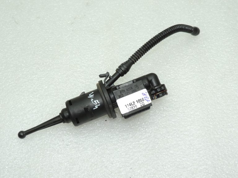 Oriģināls VW Tiguan 5N sajūga cilindrs sajūga galvenais cilindrs 3C0721388J