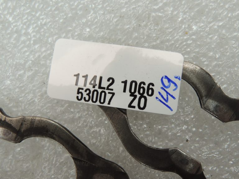 CBAA CBAB CBBB CBBA 2.0TDi 103kw dīzeļdegvielas iesmidzinātāja kronšteinu komplekts 059130216C