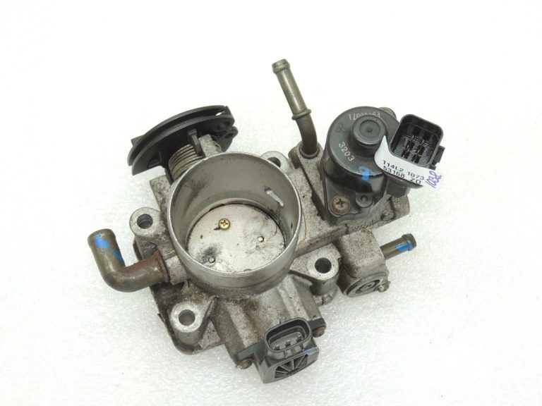 OEM Suzuki Grand Vitara II 2.0 benzīna droseļvārsts 1340065D00