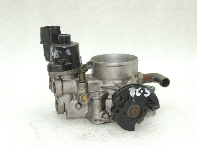 OEM Suzuki Grand Vitara II 2.0 benzīna droseļvārsts 1340065D00