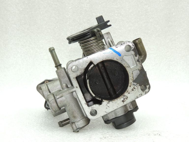 OEM Suzuki Grand Vitara II 2.0 benzīna droseļvārsts 1340065D00
