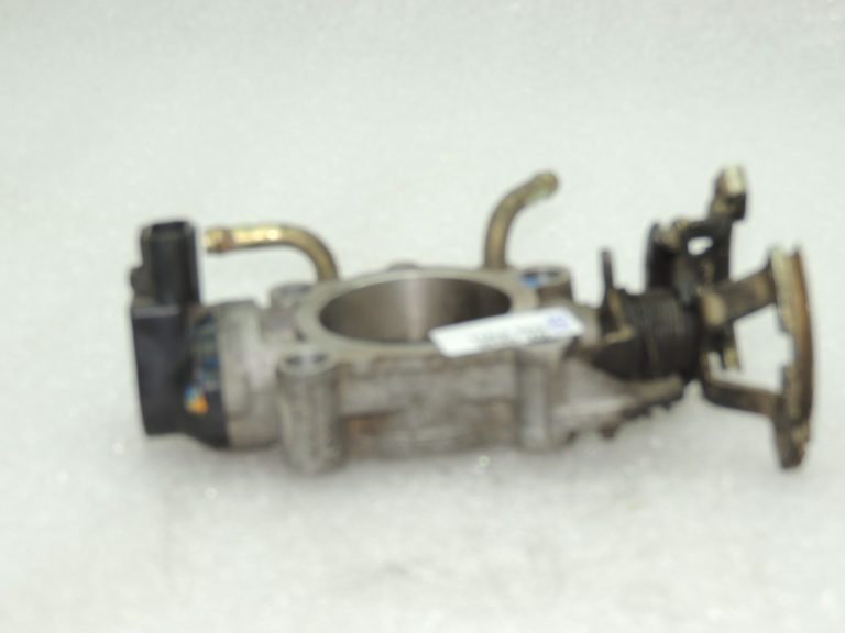 OEM Suzuki Grand Vitara II 2.0 dīzeļdegvielas droseļvārsts 1340078E01