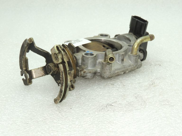 OEM Suzuki Grand Vitara II 2.0 dīzeļdegvielas droseļvārsts 1340078E01