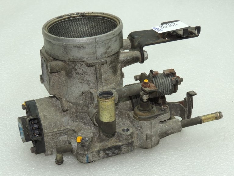 OEM Suzuki Grand Vitara II 2.5 benzīna droseļvārsts 1340067D00