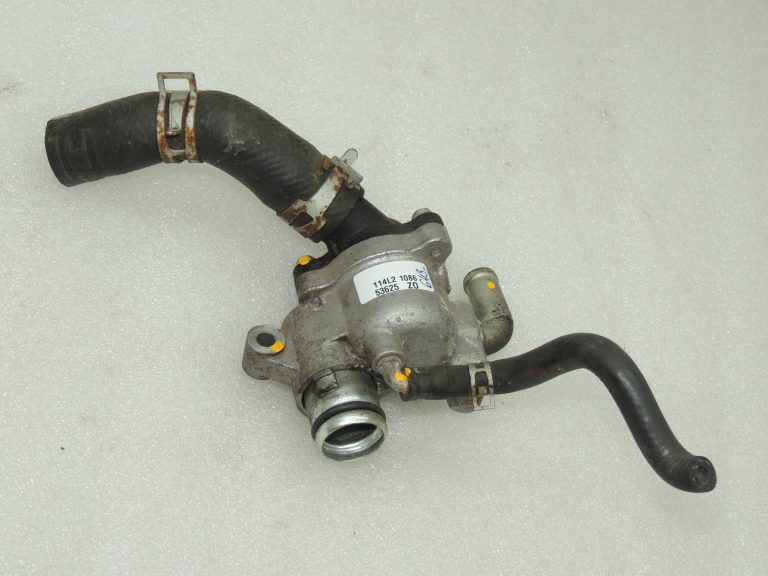 Suzuki Jimny III 1.3i M13A Termostata korpuss Termostats 1769069G00