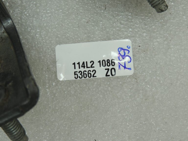 OEM Suzuki Grand Vitara III Aizmugures labās puses durvju viru komplekts ZDL: GRAPHITE GRAY