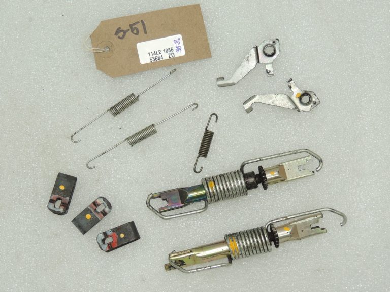 OEM Suzuki Jimny III atsperu komplekts bremžu komplekts
