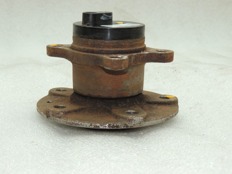 OEM Suzuki SX4 I Aizmugurējā riteņa rumba 4340279J02