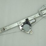Suzuki Grand Vitara III aizmugurējais kreisais loga regulators 8350265J00