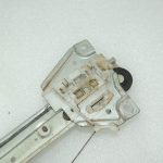 Suzuki Grand Vitara III Aizmugurējā loga regulators pa labi 8350165J00