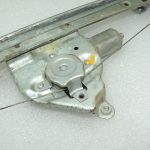 Suzuki Grand Vitara III Aizmugurējā loga regulators pa labi 8350165J00