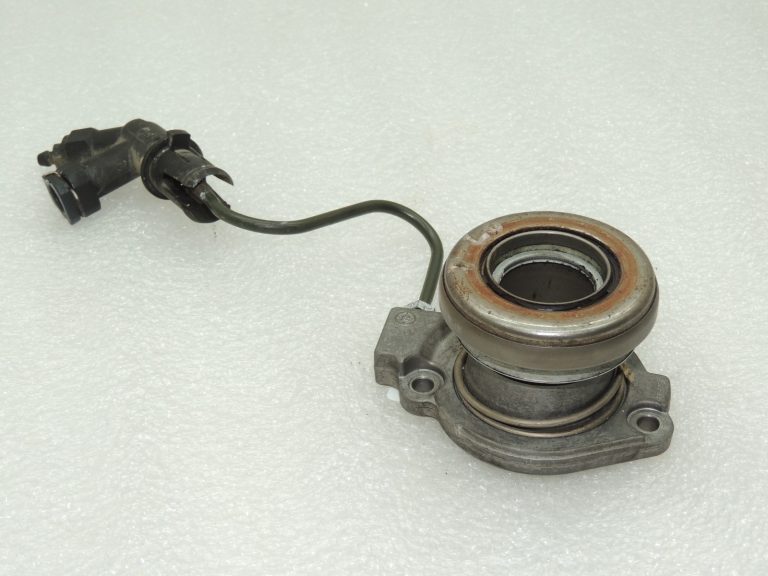 OEM Suzuki Grand Vitara III 1.9DDiS sajūga cilindra atslēgas cilindrs 23820-64J00
