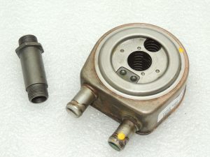 OEM Suzuki Grand Vitara III 1.9DDiS eļļas dzesētājs Radiators 16600-67JG0