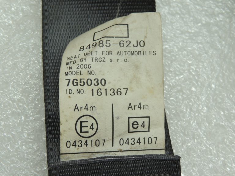 OEM Suzuki Swift aizmugurējā centrālā drošības josta 8490662J02P4Z