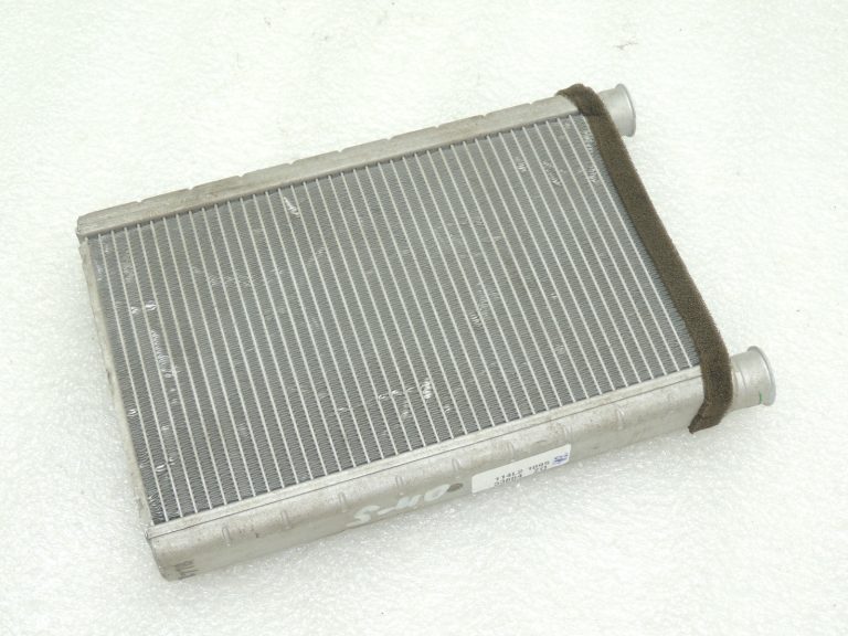 OEM Suzuki Swift SX4 siltummainis radiatora dzesētāja sildītājs