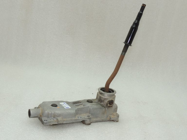 OEM Suzuki Grand Vitara III 1.9DDiS pārnesumu svira 2512067J00
