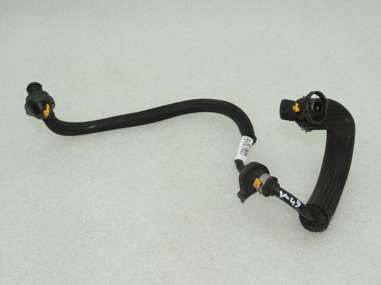 OEM Volvo S80 II 2.4D vakuuma šļūtene 32387304