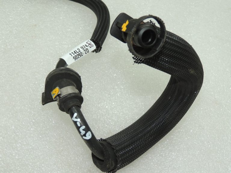 OEM Volvo S80 II 2.4D vakuuma šļūtene 32387304